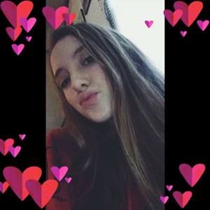 Meet your Posher, Cassandra